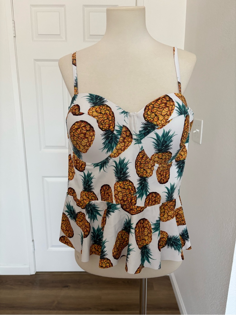 NWT Rosegal Pineapple Print Swim Top - White/Yellow